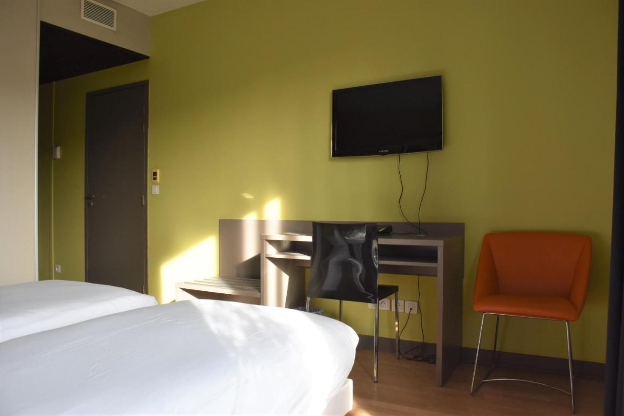Adonis Dock Ouest Aparthotel Lyon